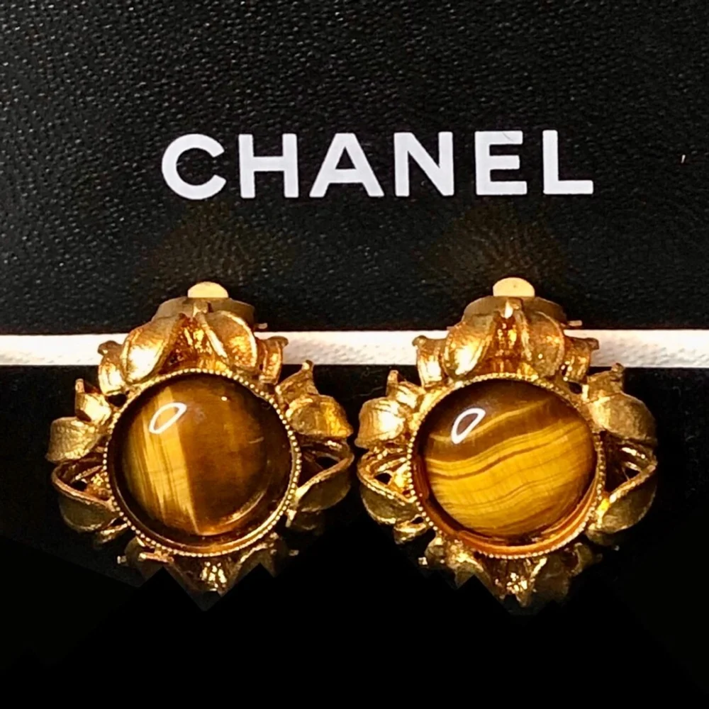 CHANEL 24k Gold Plated Tiger’s Eye Cabochon Clip On Earrings with Box